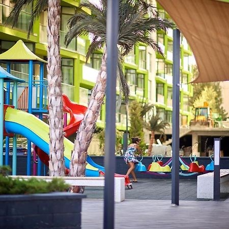 Ace Aparthotel Pool & Spa Mamaia Nord Navodari Dış mekan fotoğraf